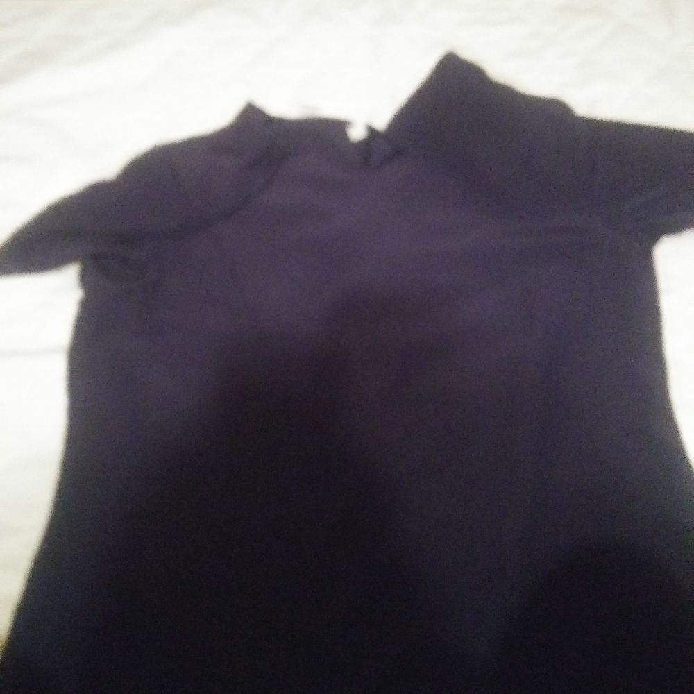 Top - Picture 2 of 2